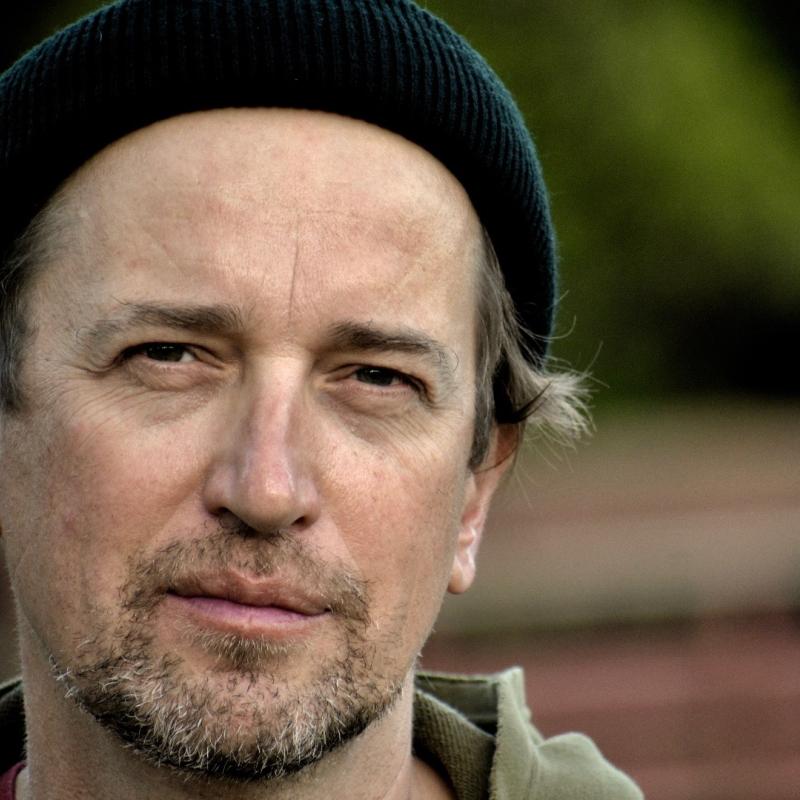 Headshot of Stefan Kiesbye